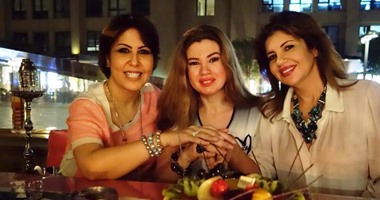 بالصور.. رانيا فريد شوقى تحتفل بعيد ميلادها مع بوسى شلبى وفجر السعيد