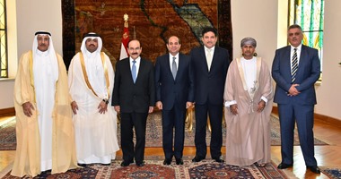 الرئيس: المنطقة العربية بحاجة إلى تطوير استراتيجية متكاملة فى مجال المياه