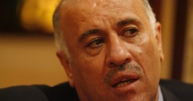 رئيس اتحاد كرة القدم الفلسطينى يغادر القاهرة فى طريقة إلى قطر