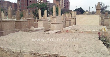 الإعلان عن حجز أراضى لمقابر المسلمين والأقباط بأسيوط الجديدة