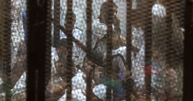 "الجنايات" تؤيد الحكم على "بيجو" وتخفف الإعدام على متهم فى "مجزرة بورسعيد" لـ10 سنوات وتبرئ 5 آخرين.. قرار المحكمة زاد أحكام البراءة فى القضية إلى "26" وخفض الإعدام لـ"10" 