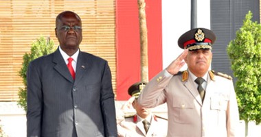 وزير الدفاع يلتقى نظيره التشادى لبحث الأمن بالقارة الإفريقية