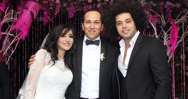 بالصور.. الجرينى وبوسى يُشعلان زفاف مروة عرفة ومصطفى إسماعيل