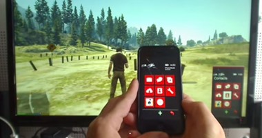 بالفيديو.. لهواة GTA V تطبيق يتيح التحكم فى اللعبة من هاتفك