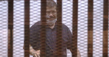 وصول "مرسى" أكاديمية الشرطة لحضور محاكمته بقضية التخابر مع قطر