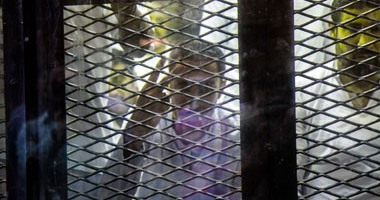 وصول محمود عامر والمتهمين بحرق نقطة شرطة البراجيل إلى محكمة الجنايات