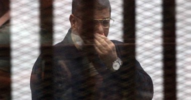 محاكمة مرسى و10 من قيادات الإخوان فى "التخابر مع قطر"