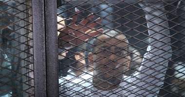 تأجيل محاكمة بديع و738 متهما فى أحداث "فض اعتصام رابعة" لـ17 مايو