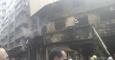 وفد من الغرفة التجارية بالقاهرة يتوجه للغورية لحصر خسائر حريق بعدد من المحال
