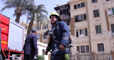 بالصور.. امتداد حريق مبنى محافظة القاهرة لطابقين والحماية المدنية تحاصر النيران