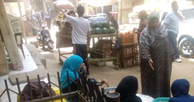 صحافة المواطن: سيطرة الباعة والبلطجية على شارع عمر بن عبد العزيز بالعمرانية