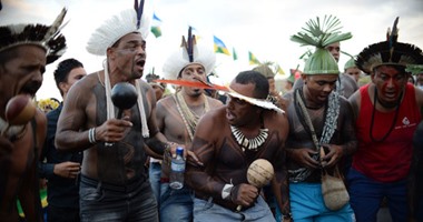 السكان الأصليون فى البرازيل يتظاهرون ضد إقالة ديلما روسيف