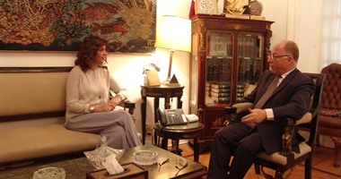 وزير الثقافة يلتقى وزيرة الهجرة لتقديم الخدمات الثقافية لأبناء لمصريين بالخارج