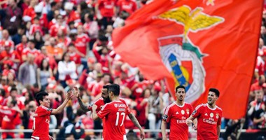بنفيكا يتوج بلقب الدوري البرتغالي للمرة الـ 35 فى تاريخه