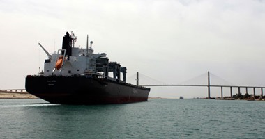 سفينة إنزال روسية تتجه نحو ميناء طرطوس بسوريا