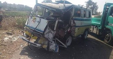 ارتفاع عدد ضحايا حادث الطريق الصحراوى قنا سوهاج لـ3 قتلى
