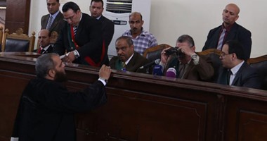 بالصور.. تأجيل محاكمة "بديع" و737 آخرين بقضية "أحداث فض رابعة" لجلسة 21 مايو