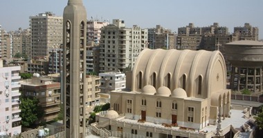 بطريرك الكاثوليك يهنئ المصريين بصدور "قانون الكنائس" ويشكر "العجاتى"