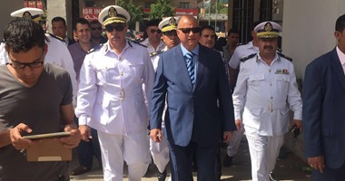 مدير أمن القاهرة يتفقد خدمات تأمين الاحتفالات بالحديقة الدولية فى مدينة نصر