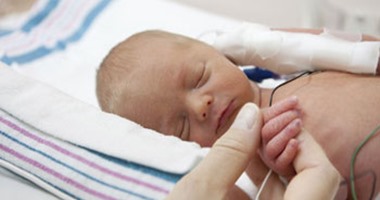 "سامسونج" تطور تطبيقا يمكن الرضع من سماع صوت أمهاتهم