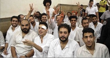 تأجيل محاكمة نشطاء سياسيين في مظاهرة "جمعة الارض" بالاسكندرية  
