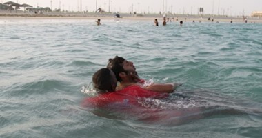 انتشال جثة شاب غرق بمصيف بلطيم بكفر الشيخ