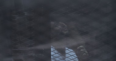 تأجيل إعادة محاكمة أحمد دومة فى "أحداث مجلس الوزراء" لـ3 نوفمبر