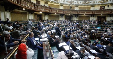 مجلس النواب يوافق على قرض لشراء 13 قاطرة لخط المترو الثانى