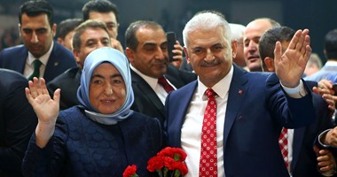 رئيس الوزراء التركى: الشعب لن يتخلى عن الديمقراطية وليلة أمس نقطة سوداء