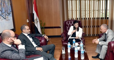 وزيرة الاستثمار تناقش الخطة الاستثمارية لـ"جنرال إلكتريك" فى مصر