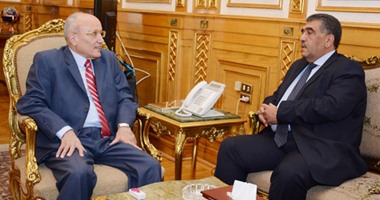 اللواء سعيد العصار يلتقى وزير قطاع الأعمال لدعم التعاون مع الإنتاج الحربى