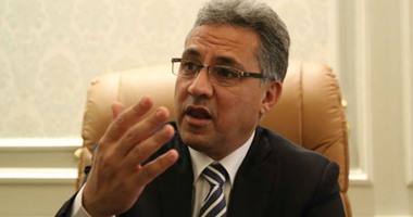 أحمد السجينى يطالب رئيس البرلمان باتخاذ إجراءات حاسمة ضد النواب دائمى التغيب