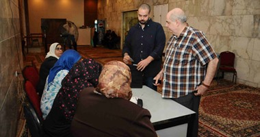 سمير صبرى يحرر تفويضا للإدلاء بصوته فى انتخابات "صناعه السينما"