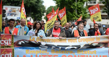 تعطل 38 ناقلة فى أكبر موانئ فرنسا النفطية بسبب إضراب