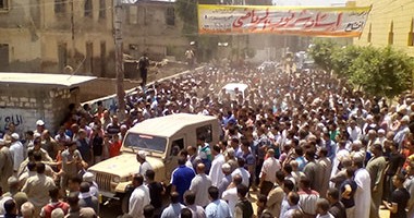 جنازة عسكرية للشهيد عمرو نبيل بسيدى جابر فى الإسكندرية