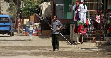 تعرف على غرامات إلقاء القمامة أو رش المياه فى شوارع القاهرة والجيزة 