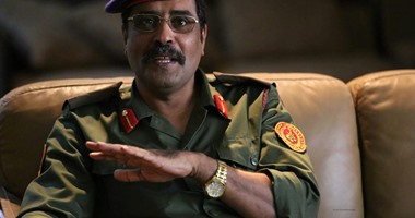 مسئول عسكرى ليبى يطرح مبادرة لإخراج العالقين فى مدينة بنغازى