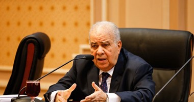 مجدى العجاتى: رئيس مجلس الوزراء كلف بتعديل قانون التظاهر
