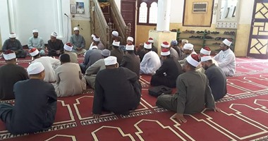 بالصور.. مدير أوقاف الأقصر يعلن أسماء مساجد التراويح والاعتكاف فى رمضان