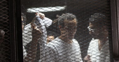 عبد الرحمن البر للمحكمة بـ"فض رابعة": الأمن تعدى على المتهمين داخل القفص