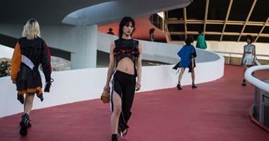 عرض أزياء أحدث صيحات الموضة  بالبرازيل