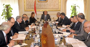 بالصور.. بدء اجتماع المجموعة الاقتصادية برئاسة شريف إسماعيل