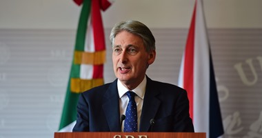 وزير الخزانة البريطانى يكشف عن استعداده لإعادة تشكيل خطط الإنفاق والضرائب