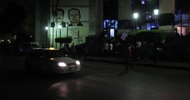 الشرطة تفتح شارع عبد الخالق ثروت وتجمهر المواطنين الشرفاء بجوار "المحامين"