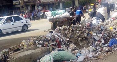 صحافة مواطن: بالصور.. انتشار القمامة فى شوارع حى غرب شبرا الخيمة