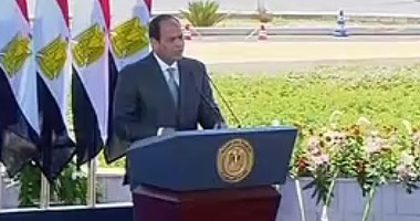 رئاسة الجمهورية: السيسى يشهد بدء حصاد القمح ويدعو إلى نبذ الفرقة والخلاف