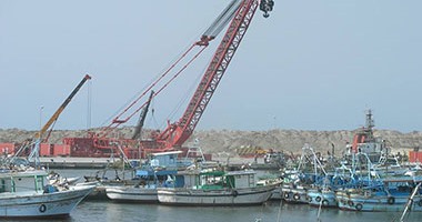 حركة الملاحة بميناء الصيد ببرج البرلس مستمرة رغم سوء الأحوال الجوية