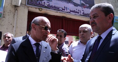 القائم بأعمال محافظ القاهرة يمهل أصحاب المحال المخالفة بالفجالة 48 ساعة