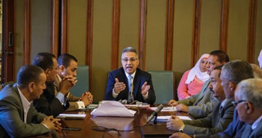 "محلية البرلمان" تناقش قرار محافظة القاهرة طرح مزادات بالوحدات الإعلانية