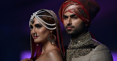 بالصور.. أزياء الزفاف البكستانية 2016 فى عرض أزياء بكراتشى